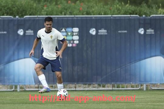 安博体育app下载-篮球训练中心肺功能指标的改善是否与对抗强度呈正相关